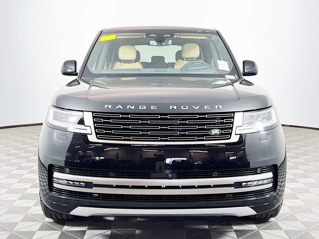 New 2026 Land Rover Range Rover SE 7 Seats SUV