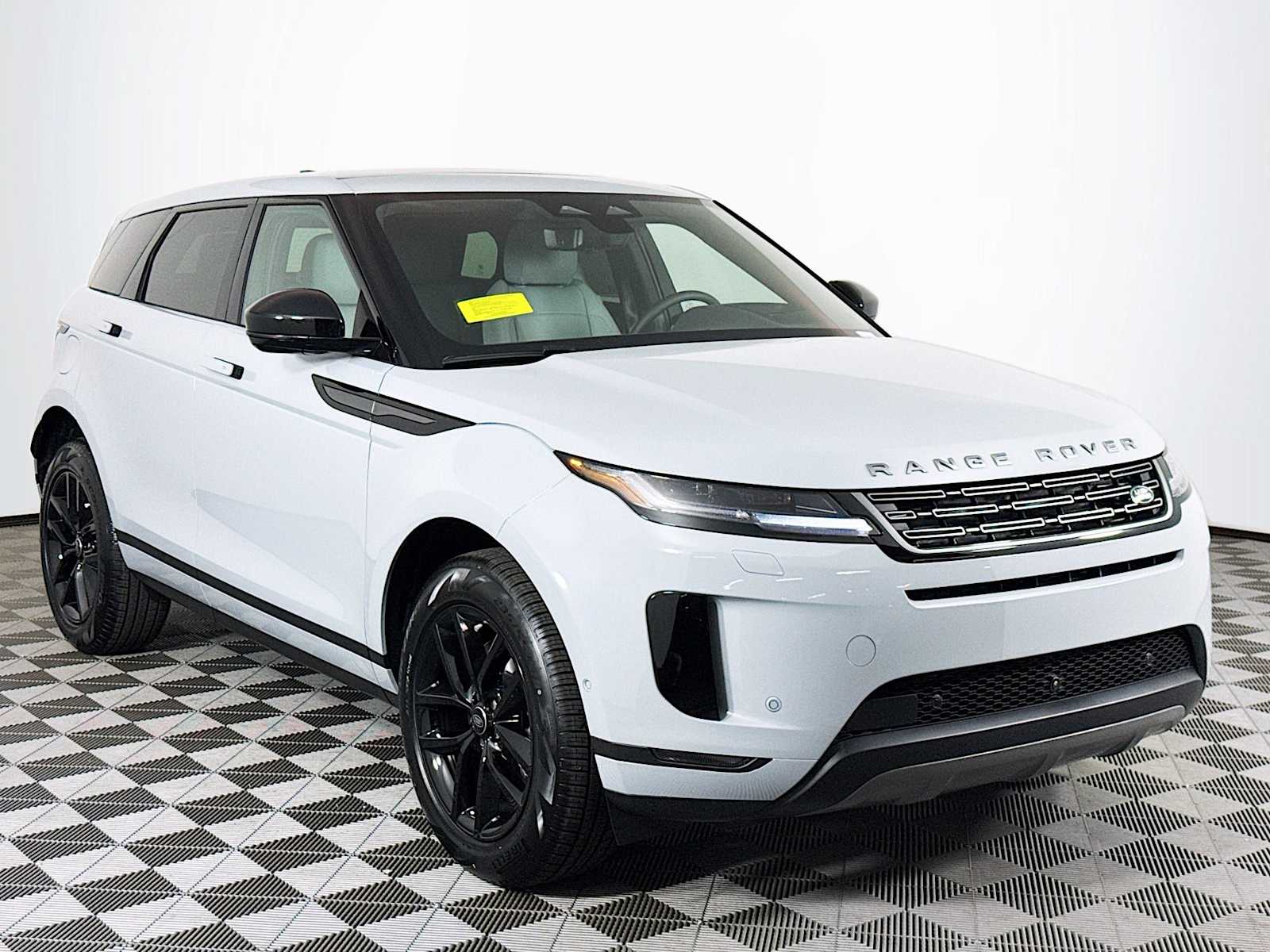 2026 Land Rover Range Rover Evoque S photo 3