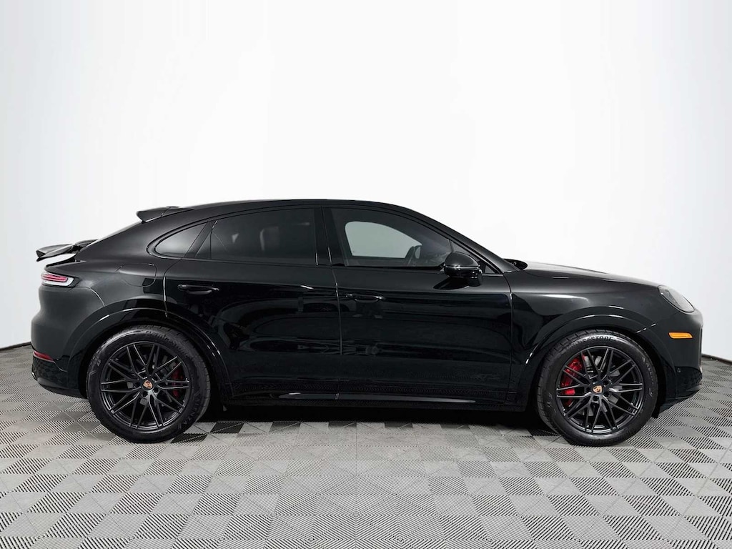 Used 2025 Porsche Cayenne Coupe GTS SUV