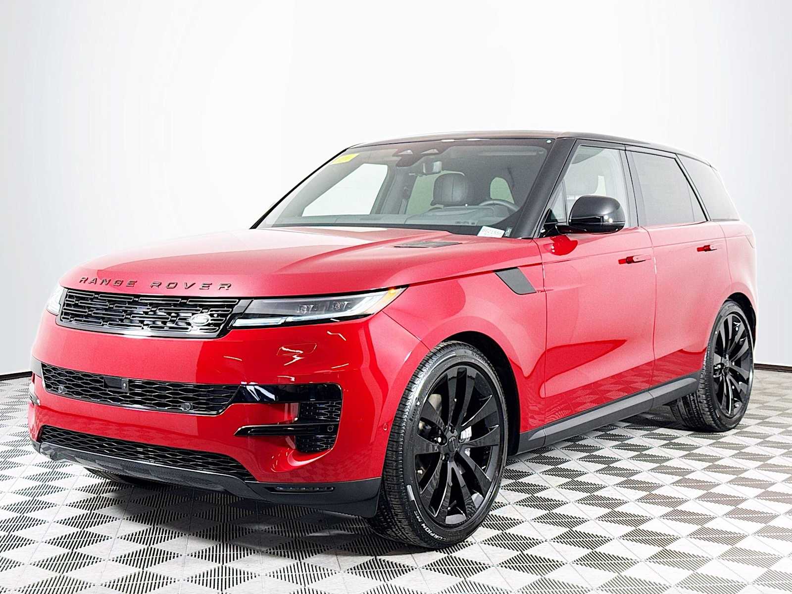 2026 Land Rover Range Rover Sport P360 SE MHEV's photo