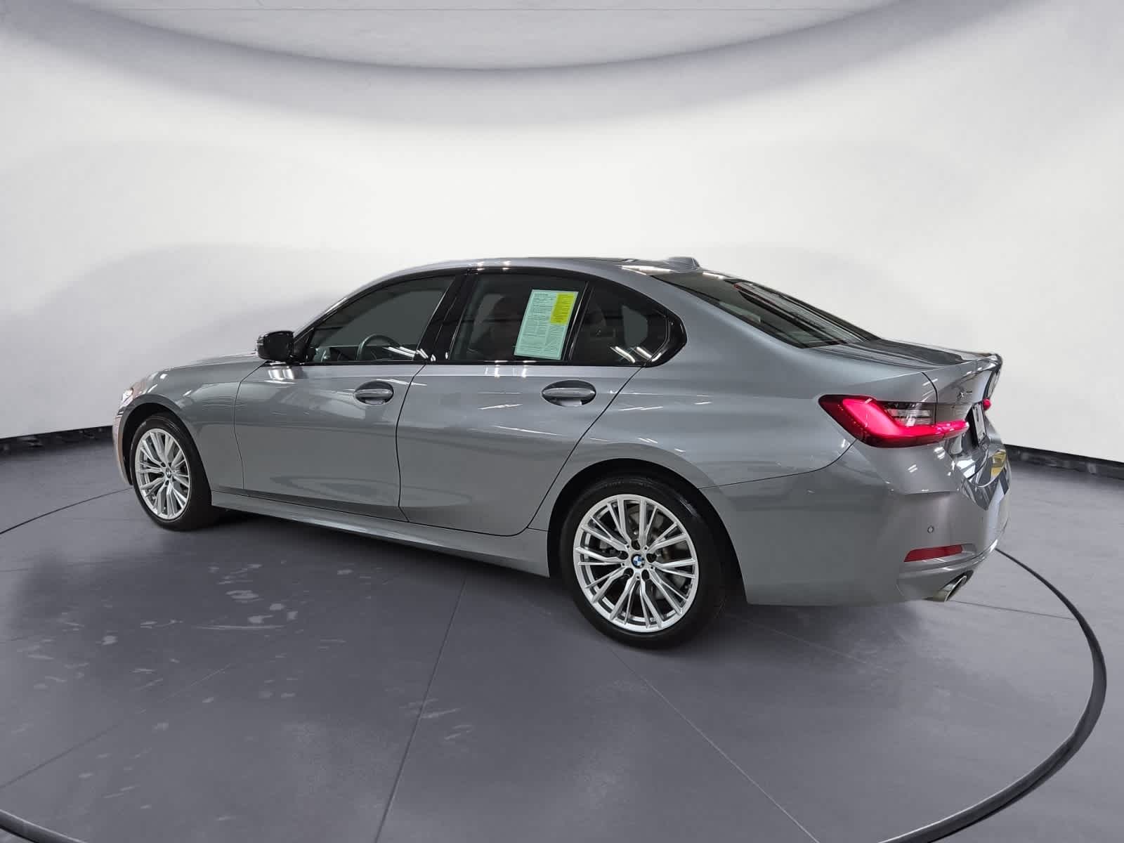 2023 Bmw 330i xDrive photo 3