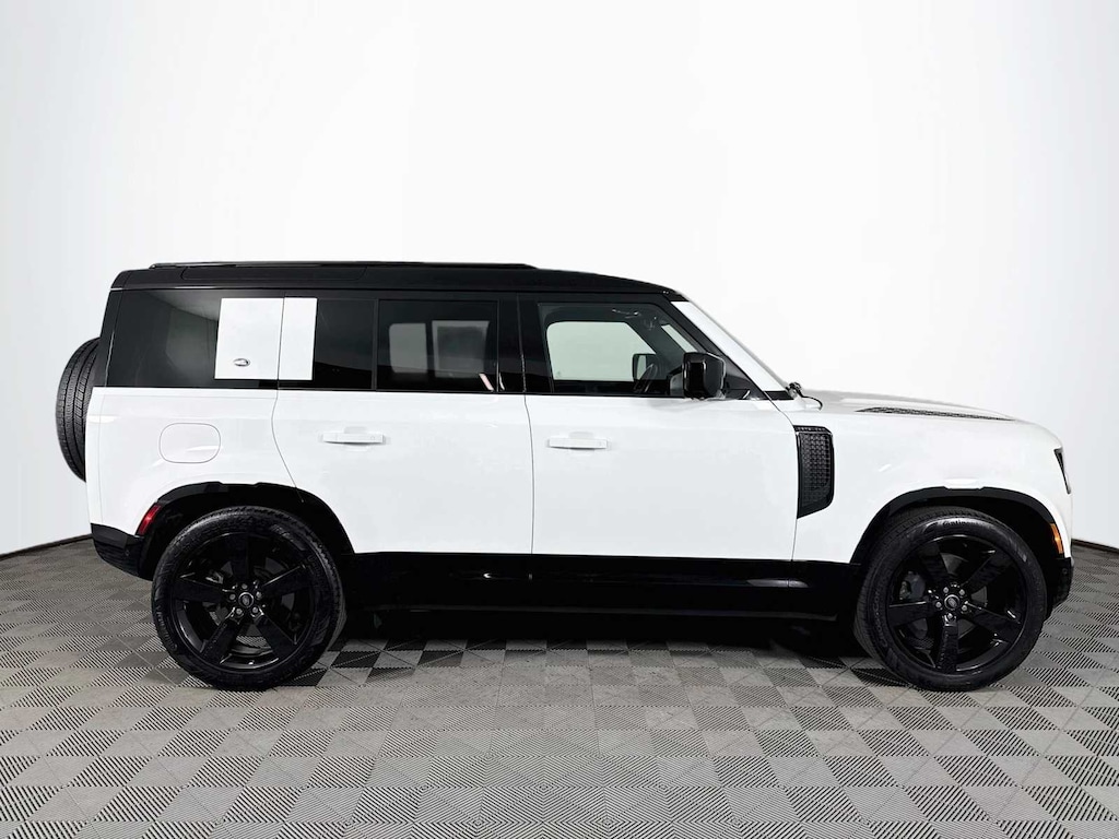 Certified 2024 Land Rover Defender 110 X-Dynamic SE SUV