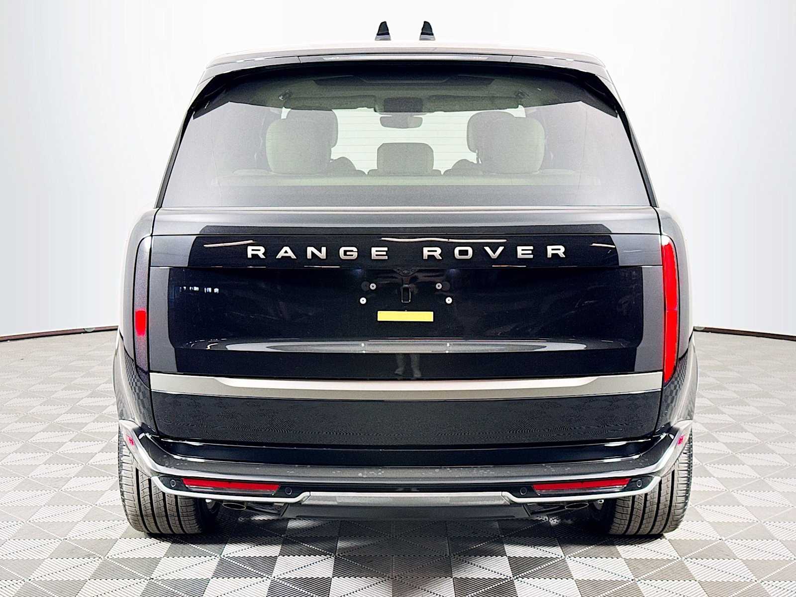 2026 Land Rover Range Rover SE - Photo 6