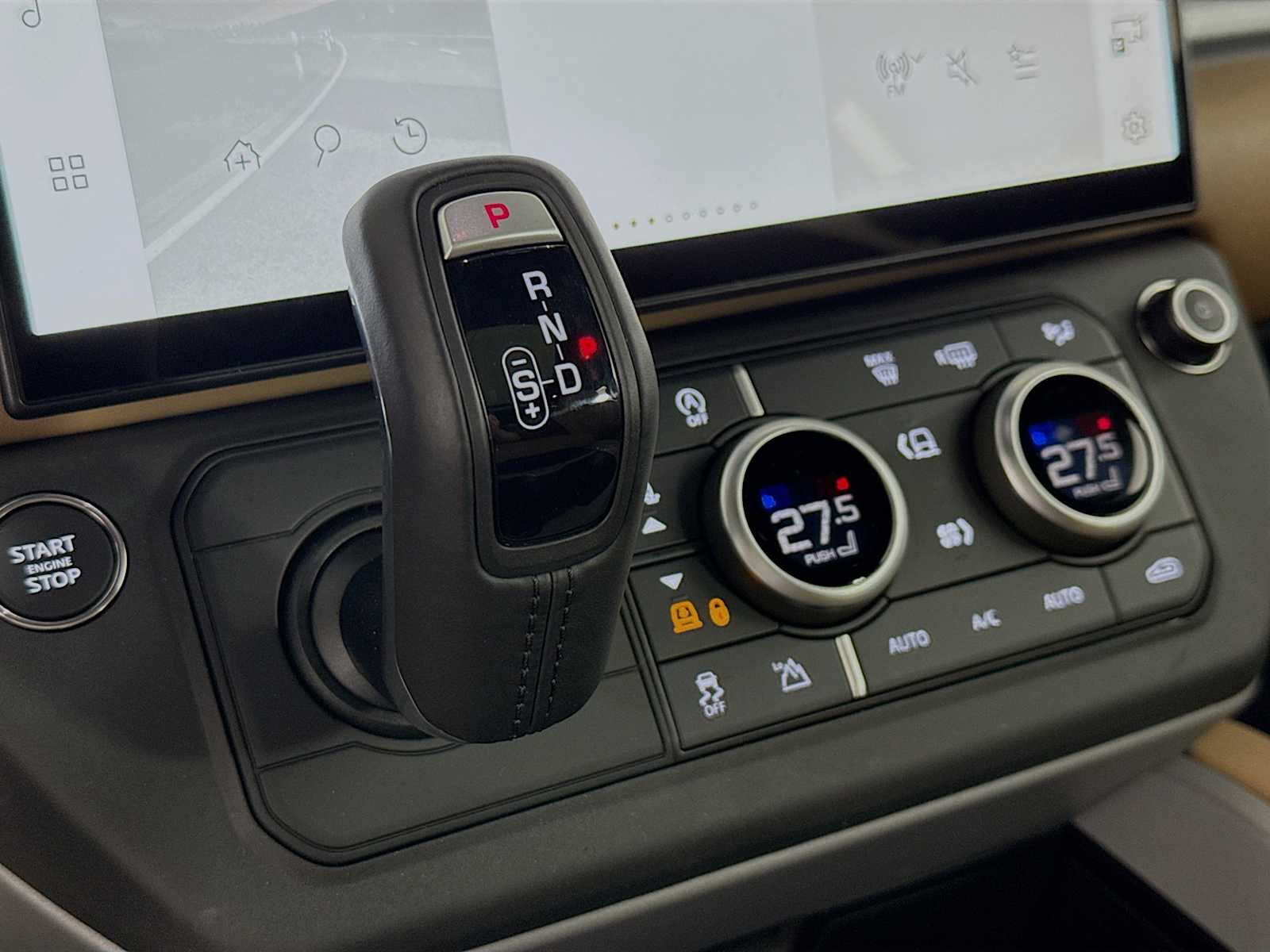 2026 Land Rover Defender X - Photo 16