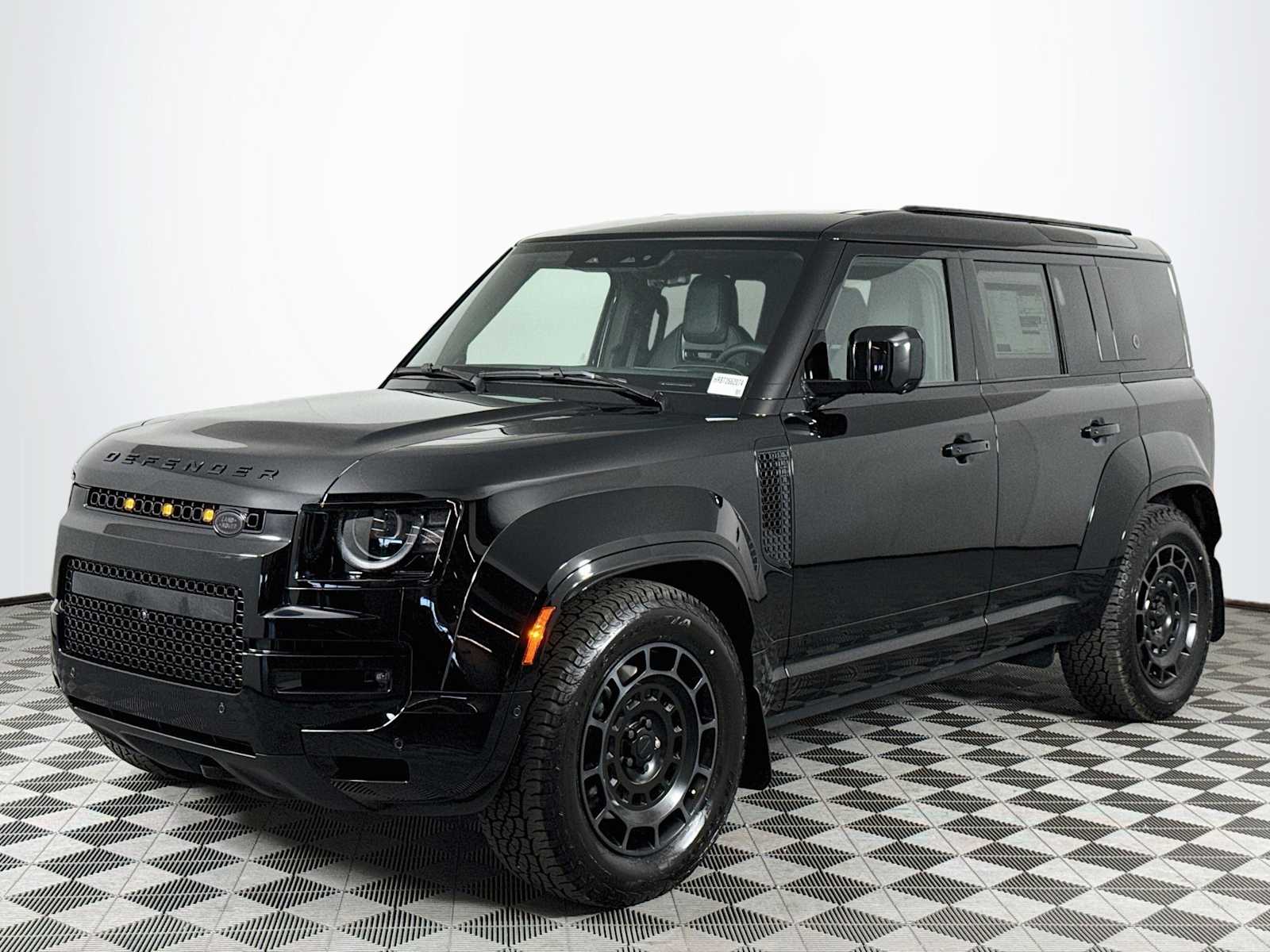  Land Rover Defender 110 Octa Black