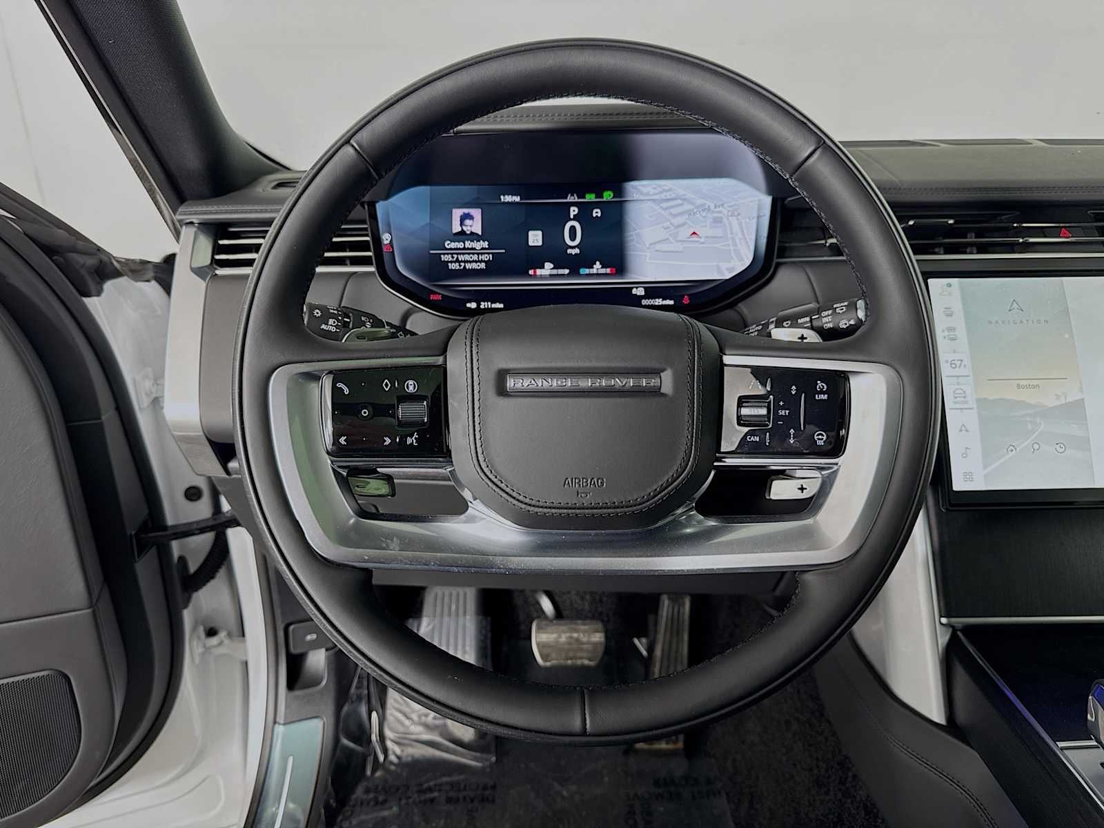 2026 Land Rover Range Rover SE - Photo 12