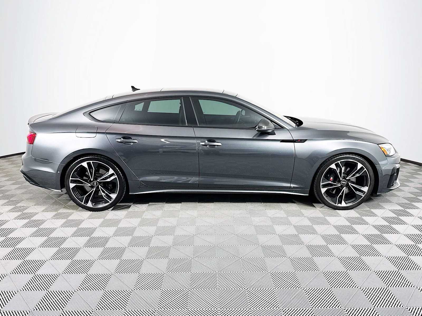 2023 Audi S5 Prestige photo 4