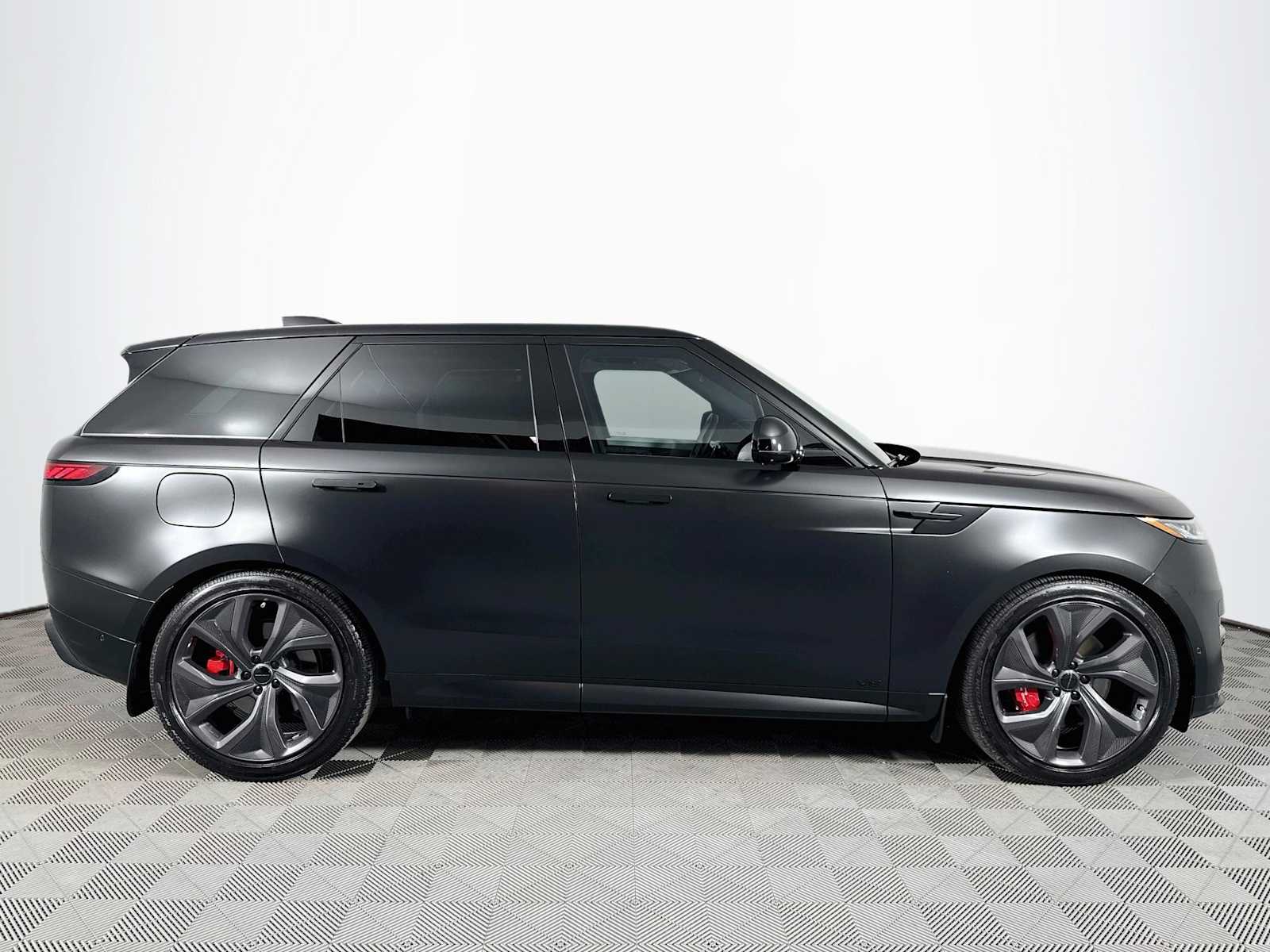 Certified 2026 Land Rover Range Rover Sport P530 Dynamic SE SUV