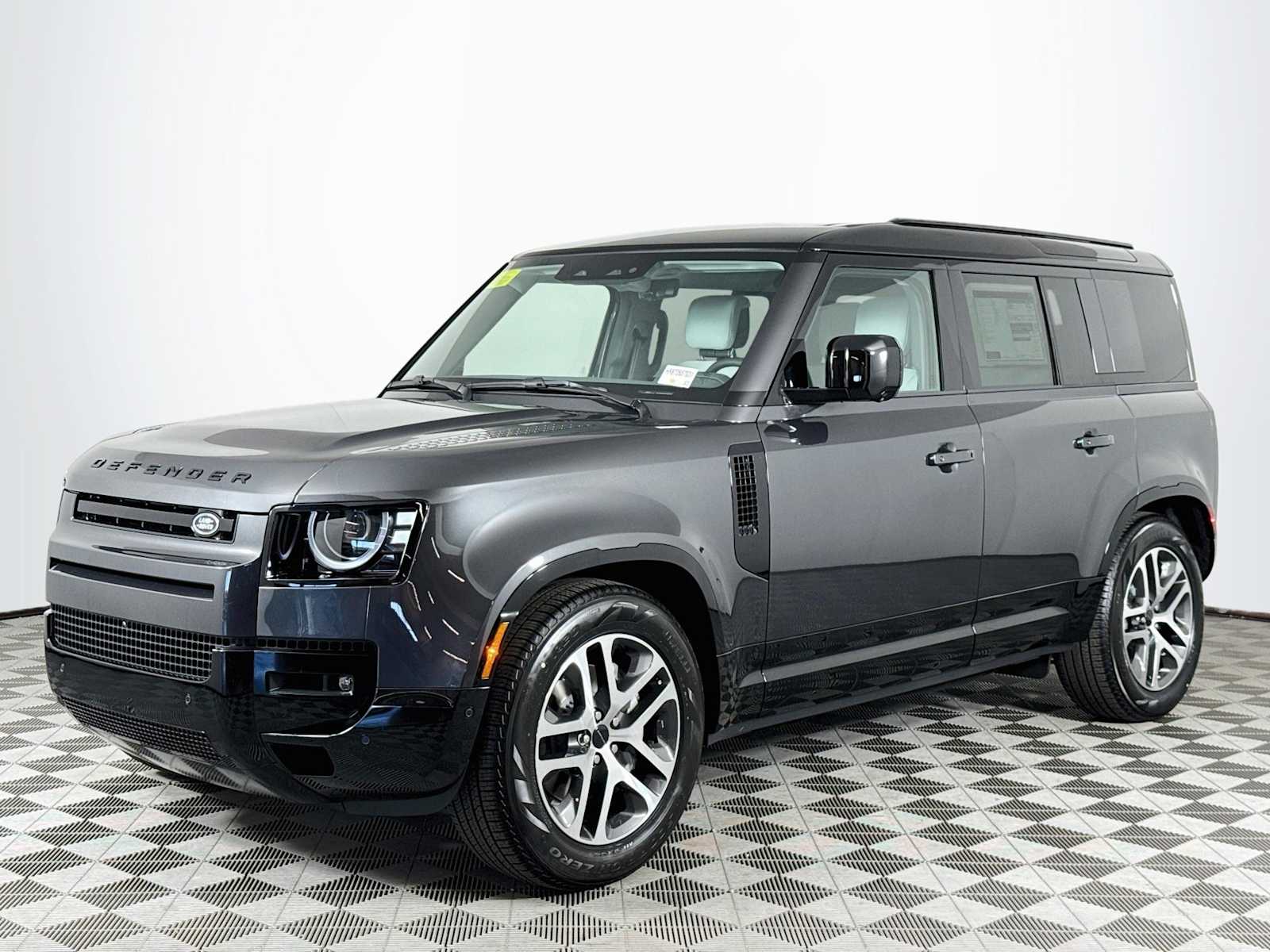 New 2026 Land Rover Defender 110 X-Dynamic SE SUV