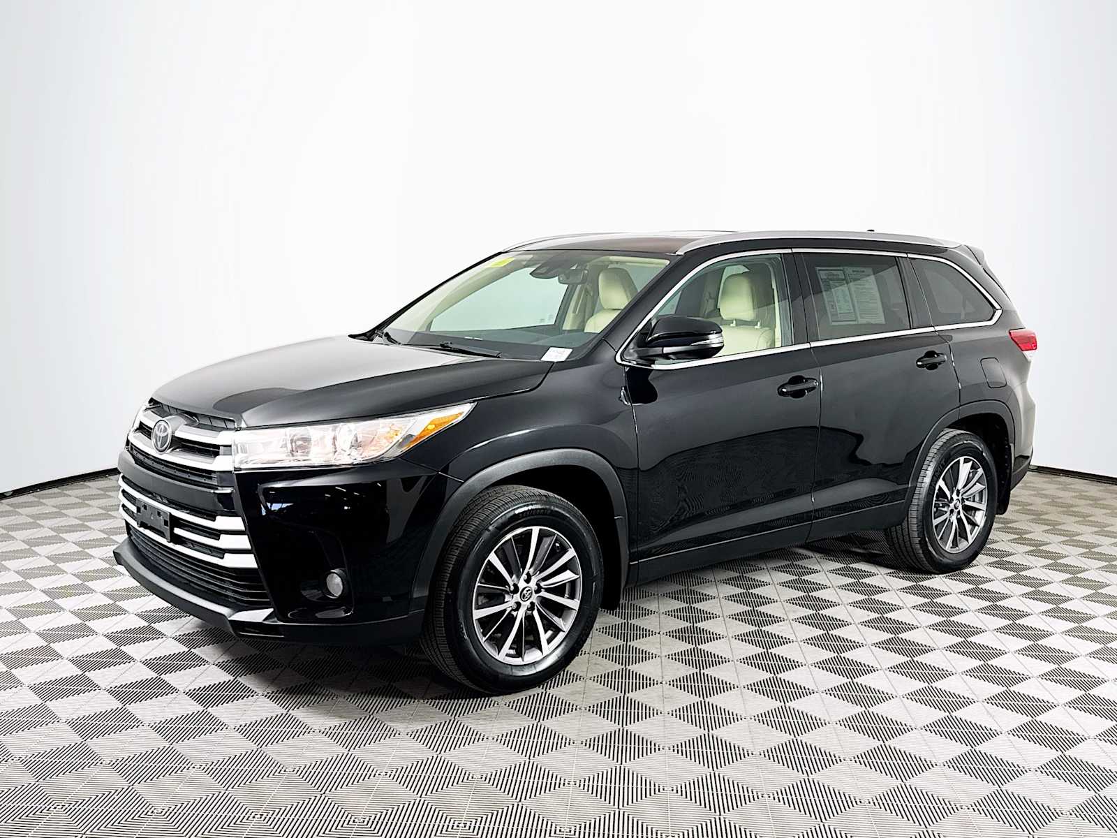 2019 Toyota Highlander SUV 