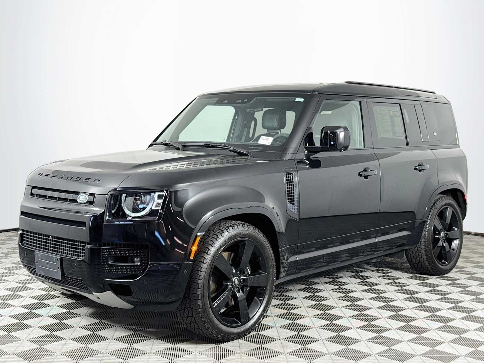  Land Rover Defender 110