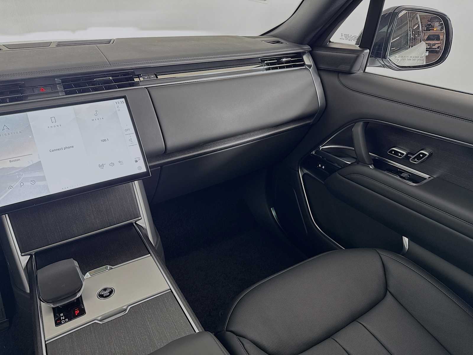 2025 Land Rover Range Rover SE - Photo 21