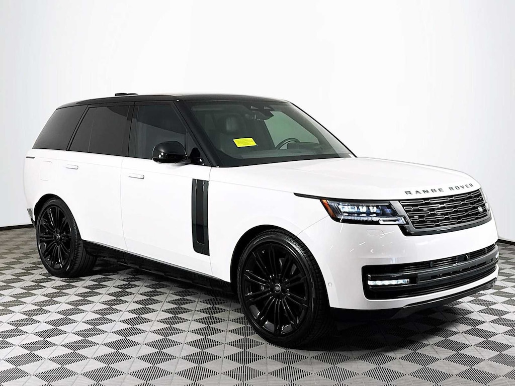 Used 2024 Land Rover Range Rover P530 SE SUV