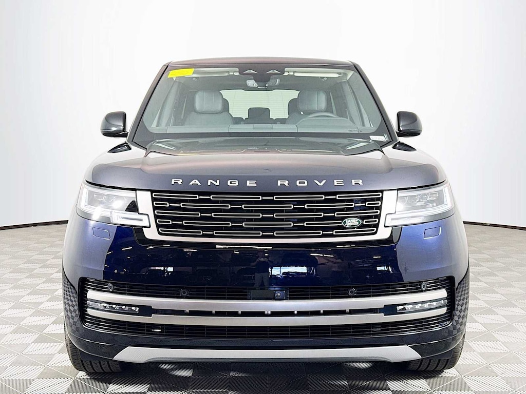 New 2026 Land Rover Range Rover SE SUV
