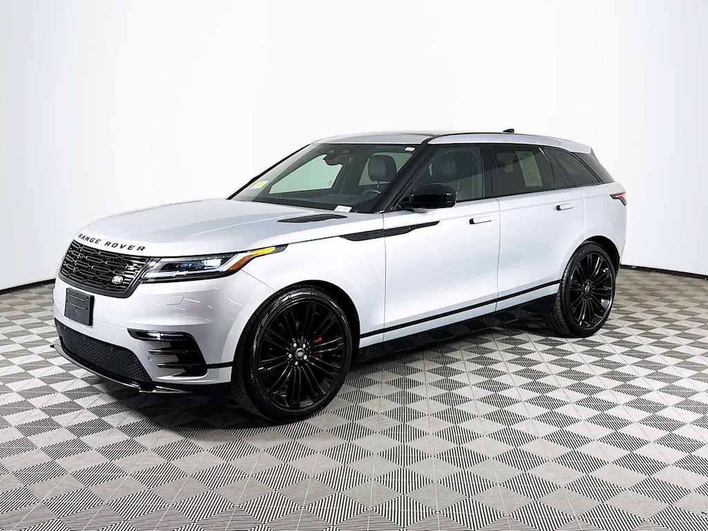 Used 2025 Land Rover Range Rover Velar P250 Dynamic SE SUV