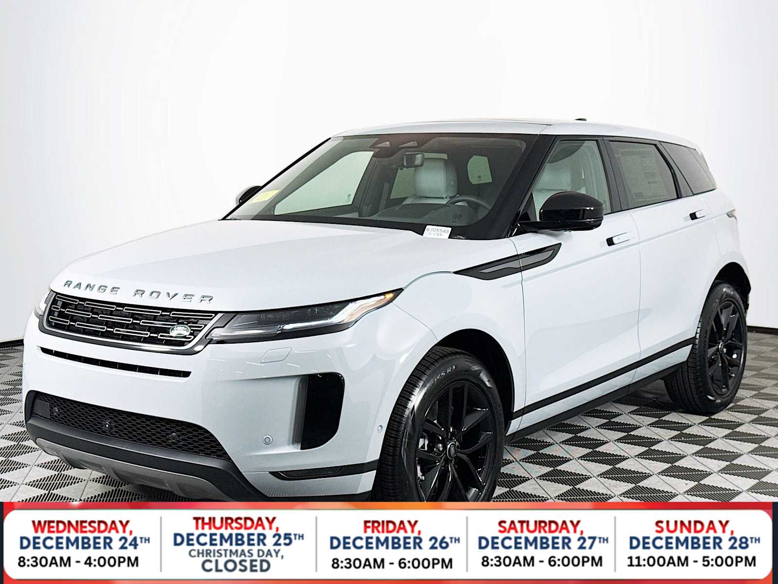 2026 Land Rover Range Rover Evoque S's photo