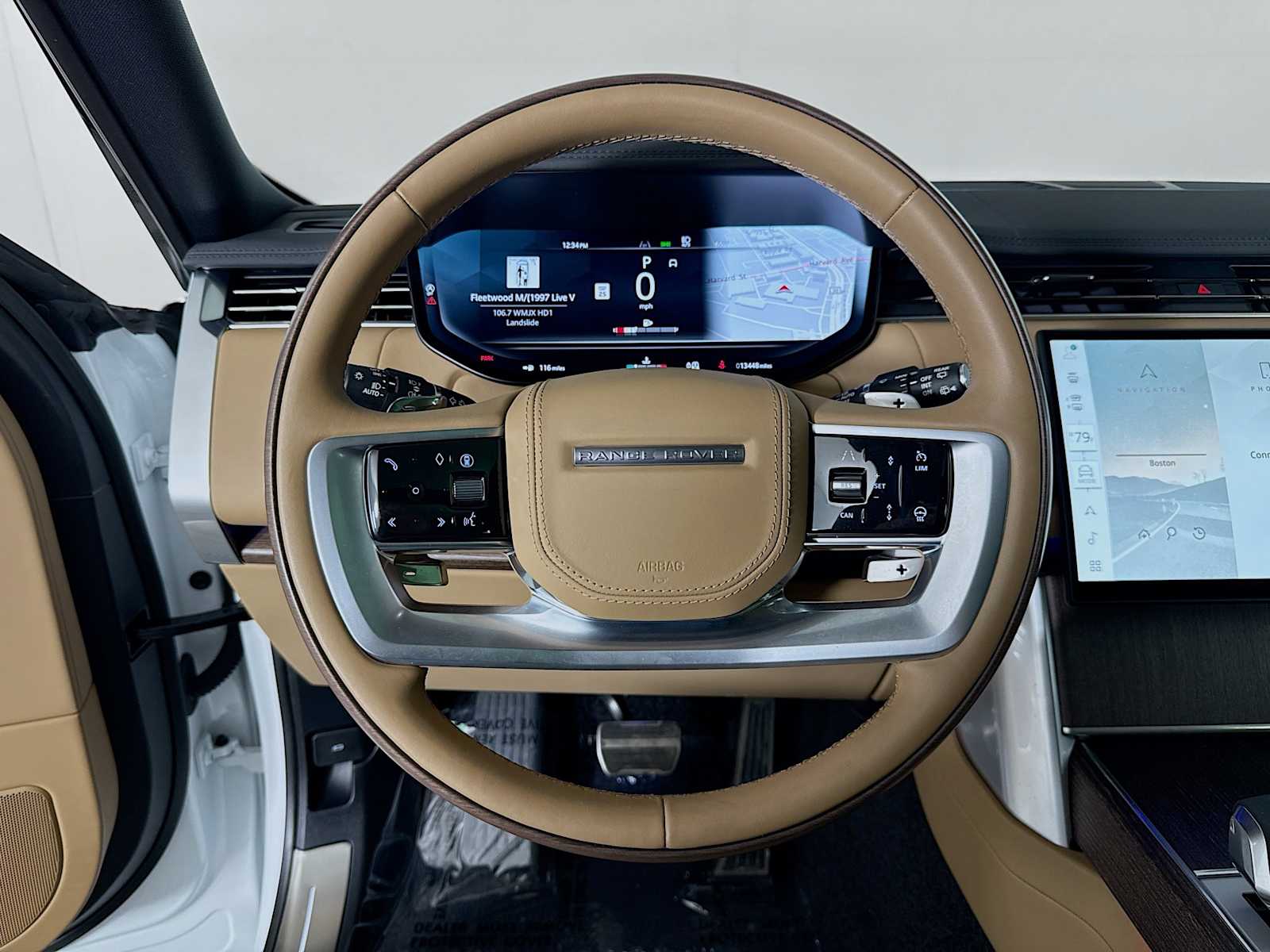 2025 Land Rover Range Rover SE - Photo 15