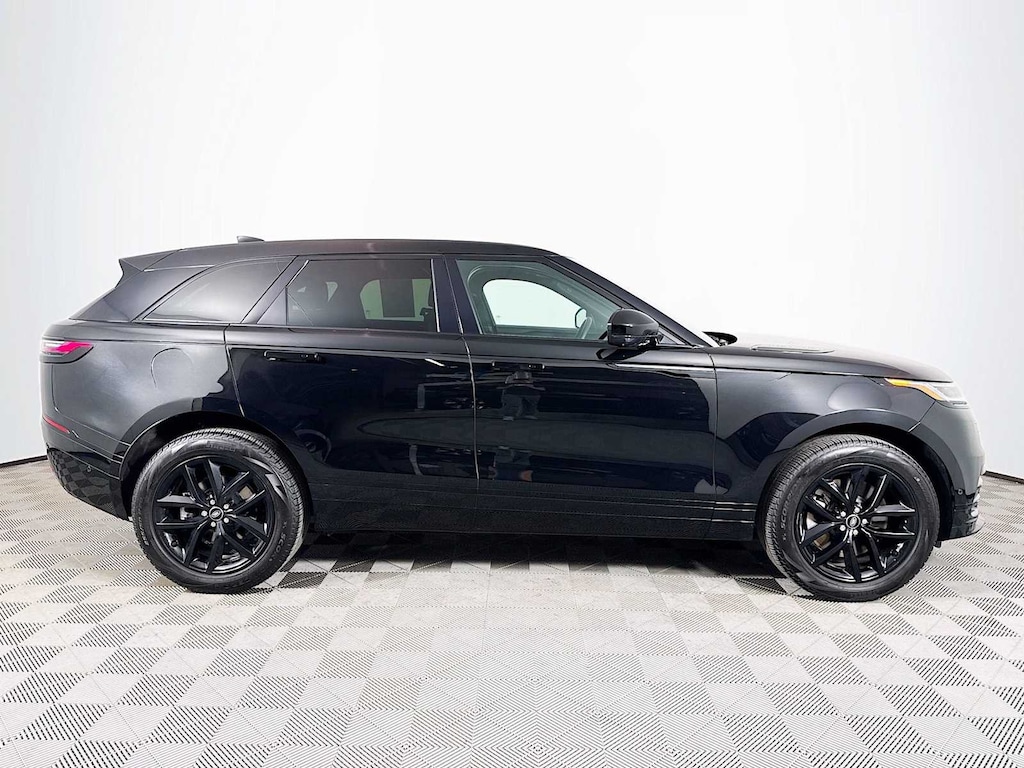 Used 2026 Land Rover Range Rover Velar P250 Dynamic SE SUV