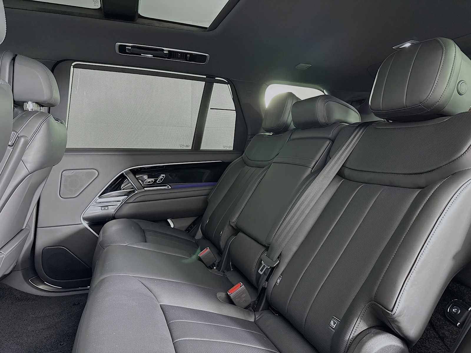 2026 Land Rover Range Rover SE - Photo 23