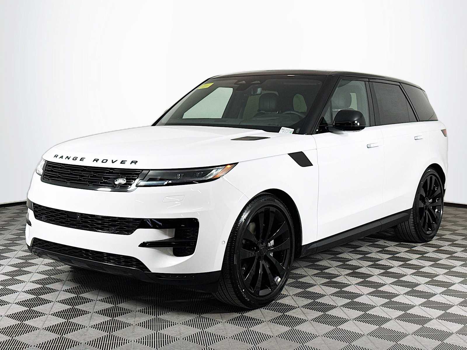 2026 Land Rover Range Rover Sport SE's photo
