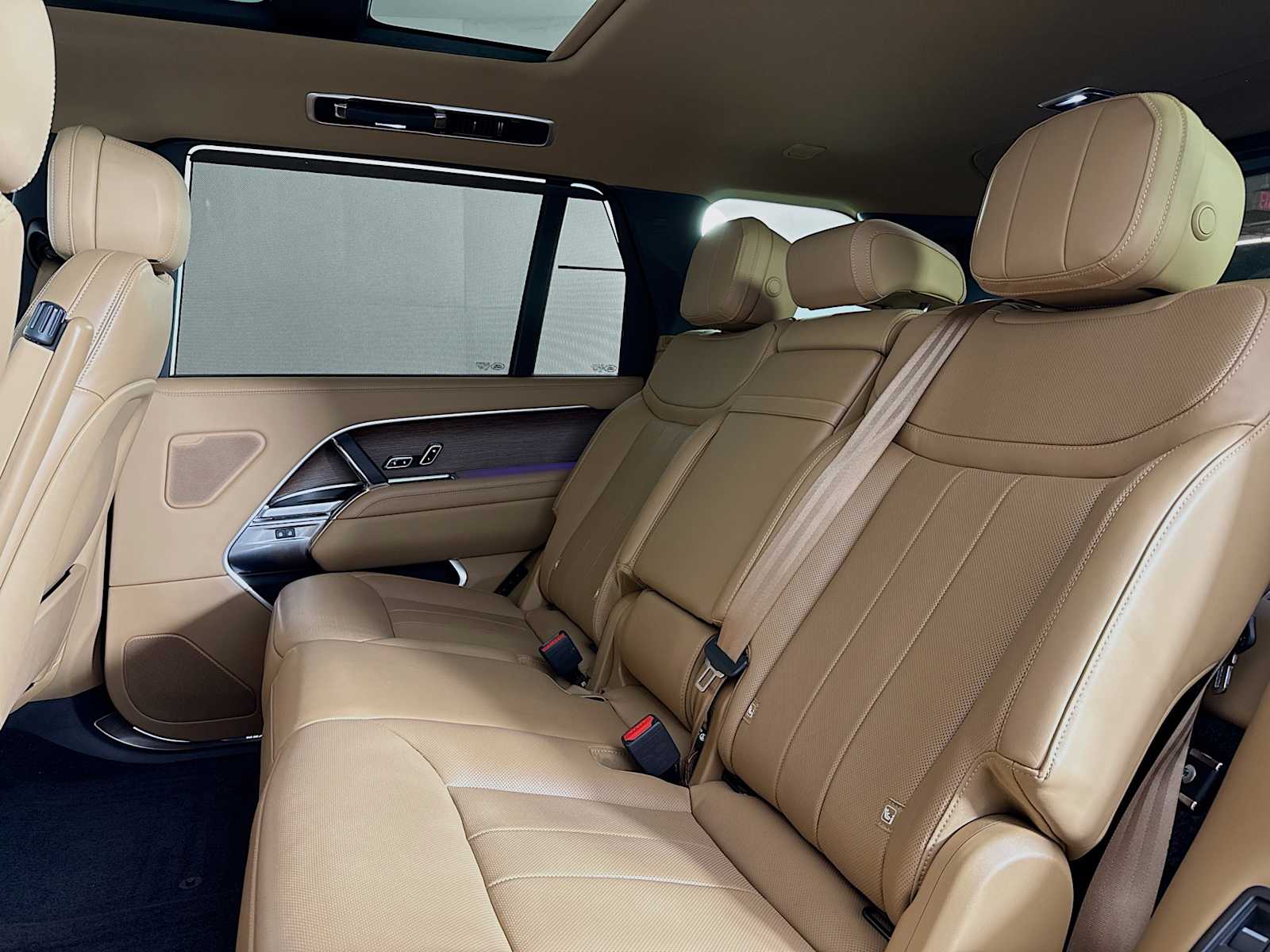 2025 Land Rover Range Rover SE - Photo 33