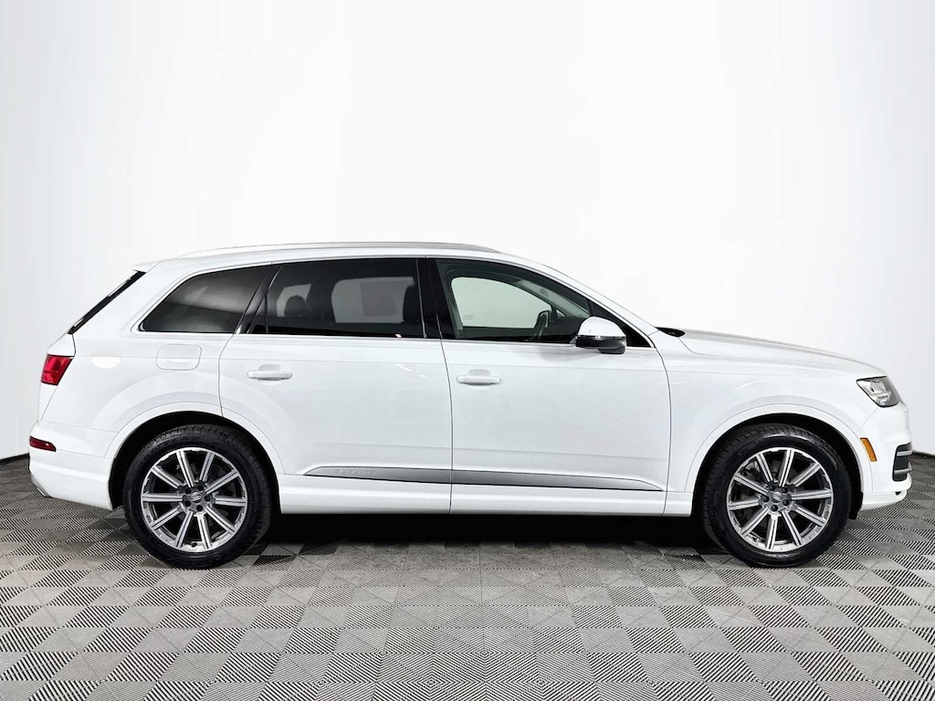 Used 2019 Audi Q7 3.0T Premium Plus SUV