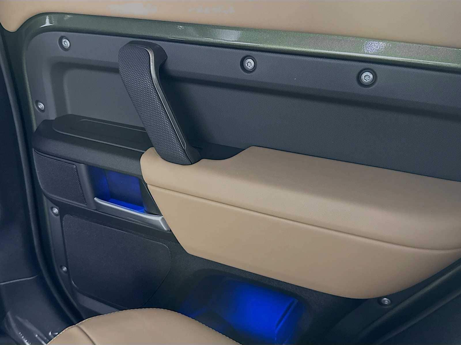 2026 Land Rover Defender X - Photo 24