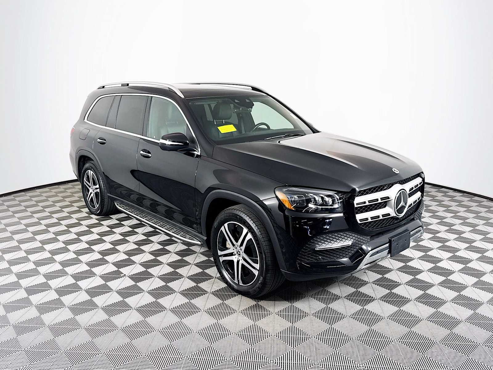 2022 Mercedes Benz GLS 450 4MATIC photo 3