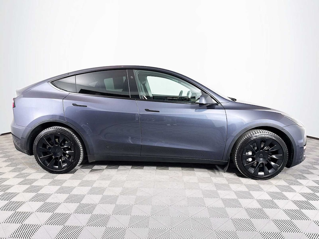 Used 2023 Tesla Model Y Long Range SUV