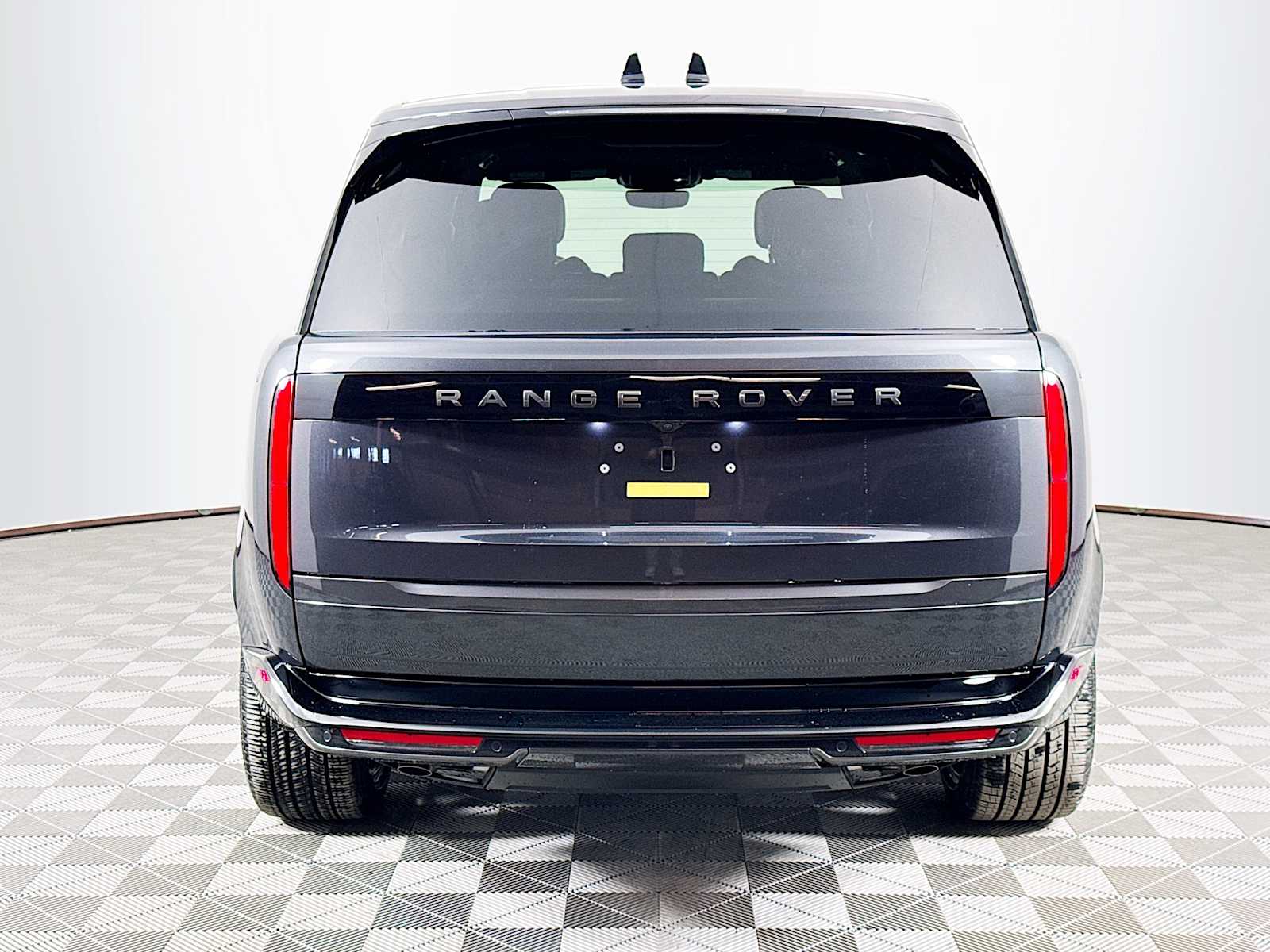 2026 Land Rover Range Rover SE - Photo 6