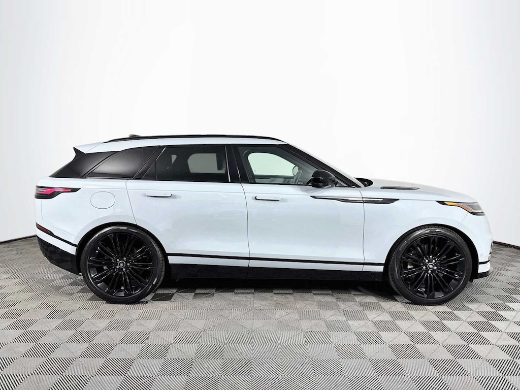 Certified 2026 Land Rover Range Rover Velar P250 Dynamic SE SUV