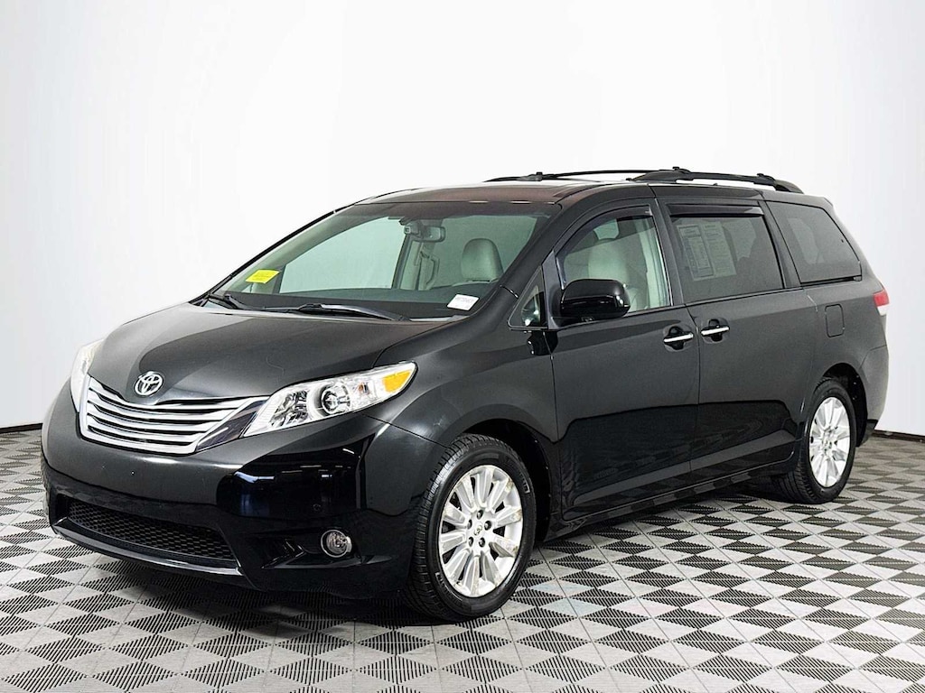 Used 2012 Toyota Sienna Limited 7 Passenger Van