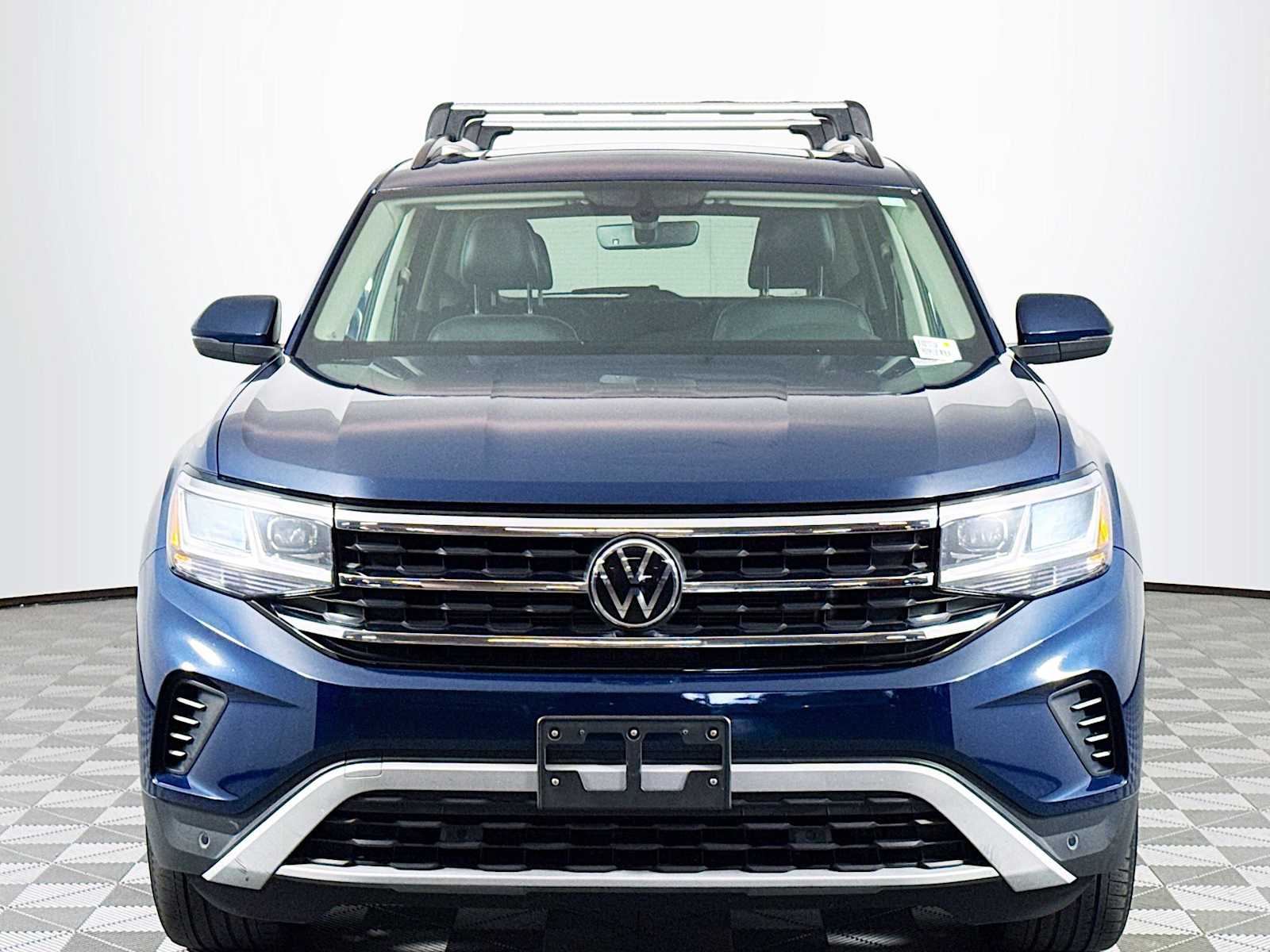 2022 Volkswagen Atlas V6 SE Technology photo 2