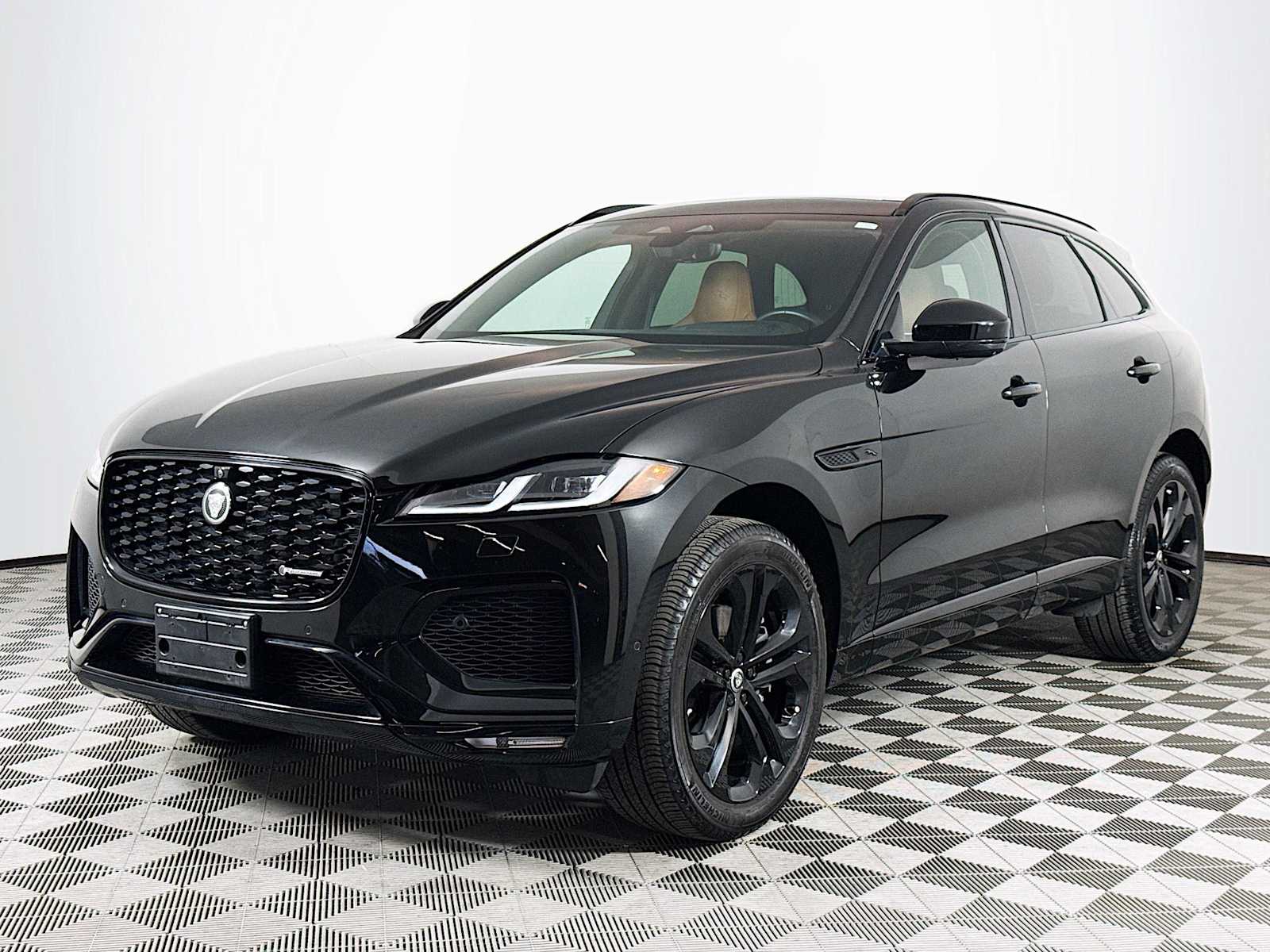 2024 Jaguar F-PACE R-Dynamic S