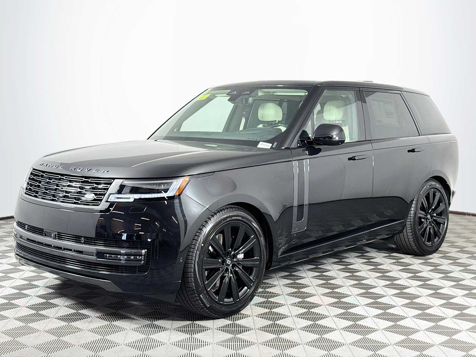 2027 Land Rover Range Rover SE SUV