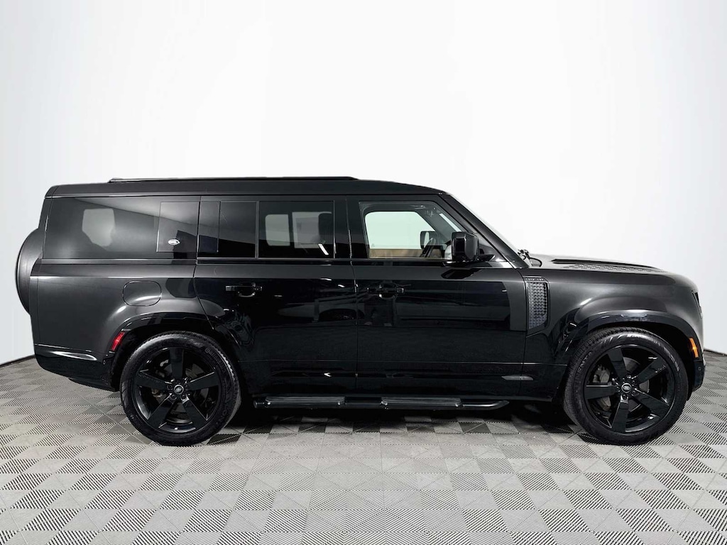 Certified 2024 Land Rover Defender 130 X-Dynamic SE SUV