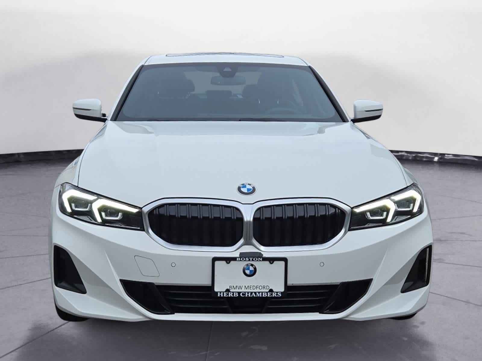 2025 Bmw 330i xDrive Sedan photo 3