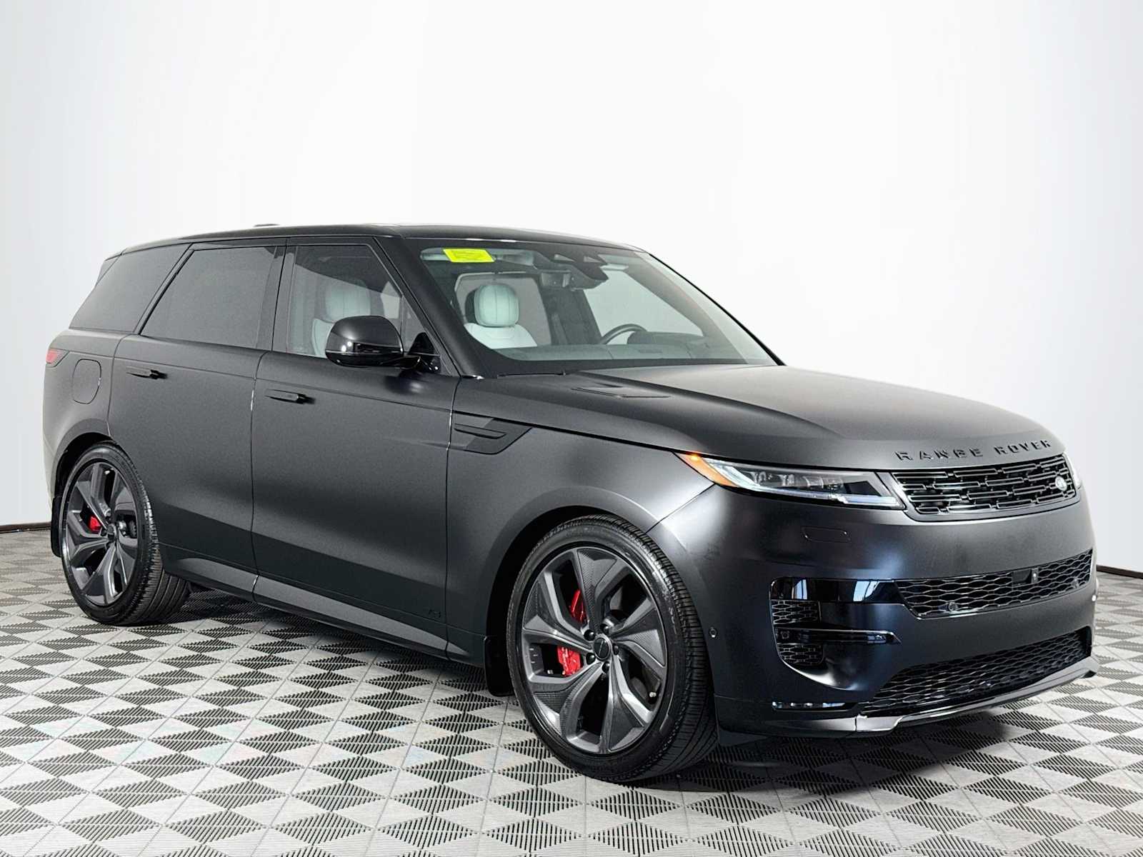 Certified 2026 Land Rover Range Rover Sport P530 Dynamic SE SUV