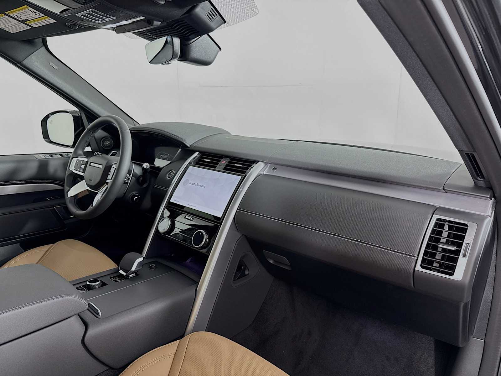 2025 Land Rover Discovery Dynamic SE - Photo 28