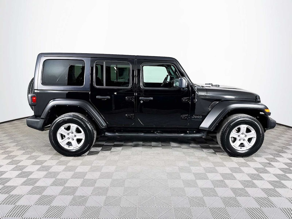 Used 2022 Jeep Wrangler Unlimited Sport SUV
