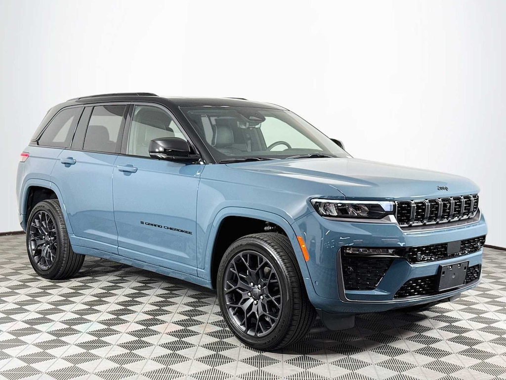 Used 2026 Jeep Grand Cherokee Summit SUV