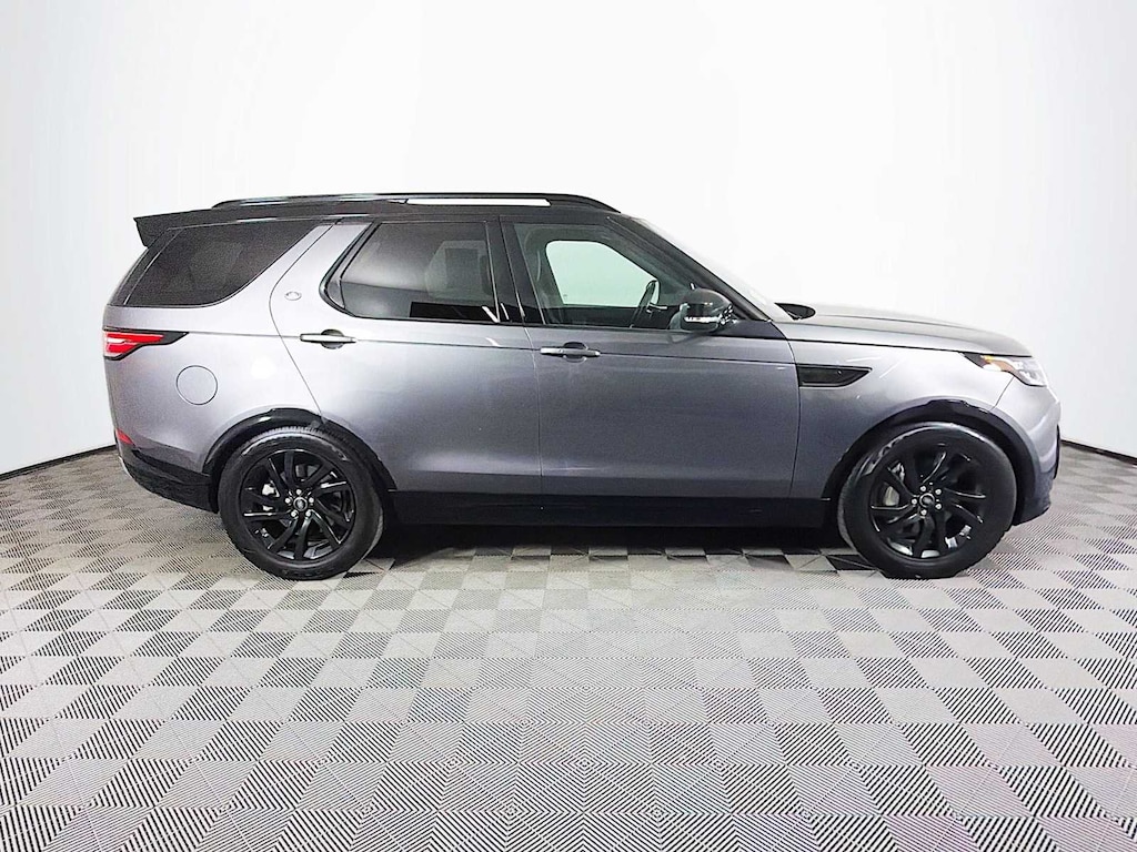 Used 2018 Land Rover Discovery HSE SUV