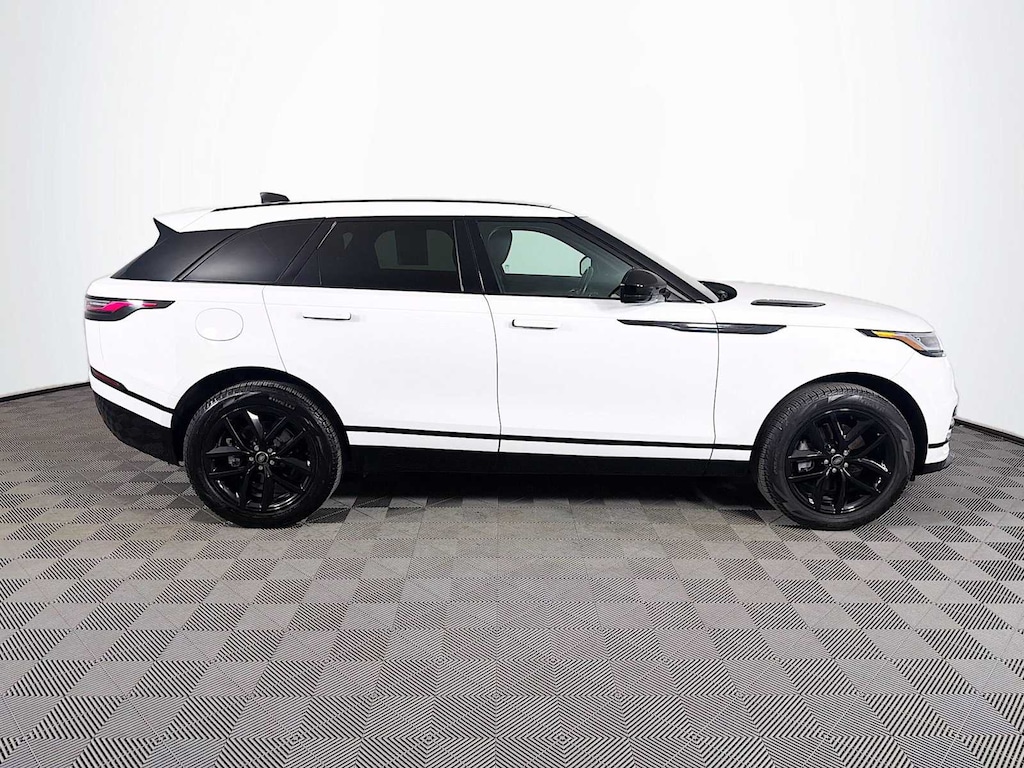 Certified 2025 Land Rover Range Rover Velar P250 Dynamic SE SUV