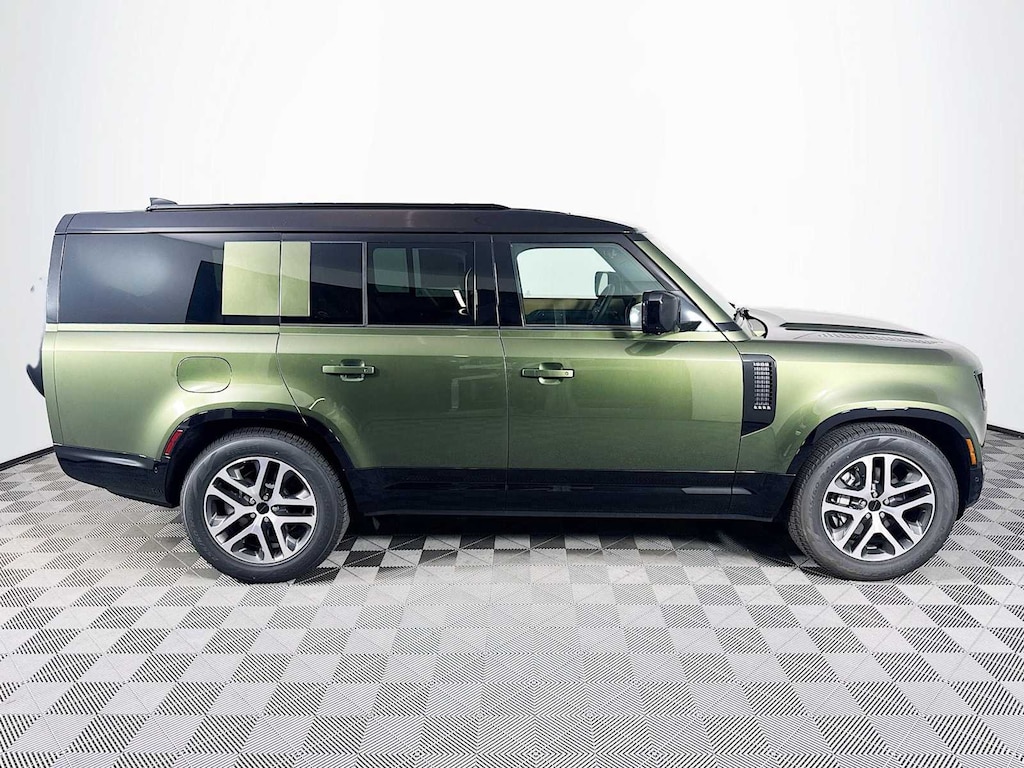 New 2026 Land Rover Defender 130 X-Dynamic SE SUV