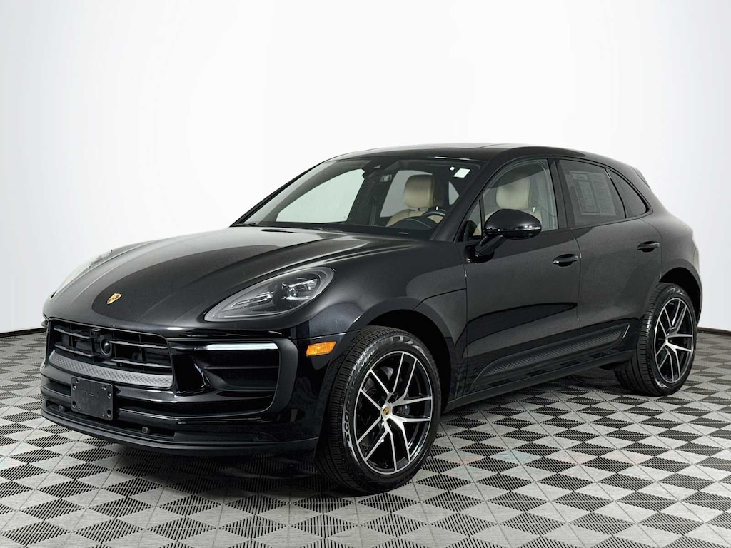 Used 2022 Porsche Macan SUV