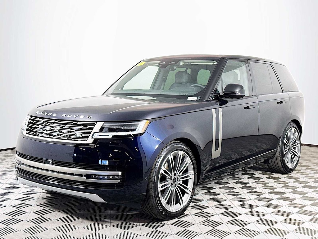 New 2026 Land Rover Range Rover SE SUV