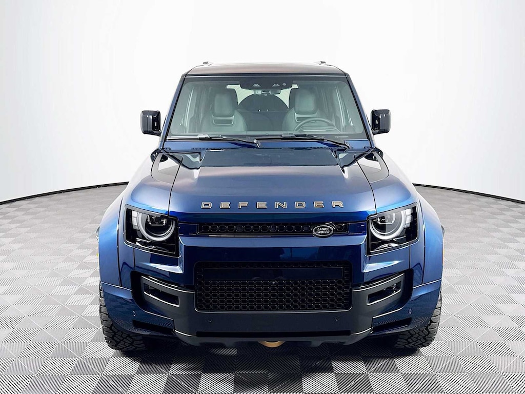 New 2026 Land Rover Defender Octa SUV