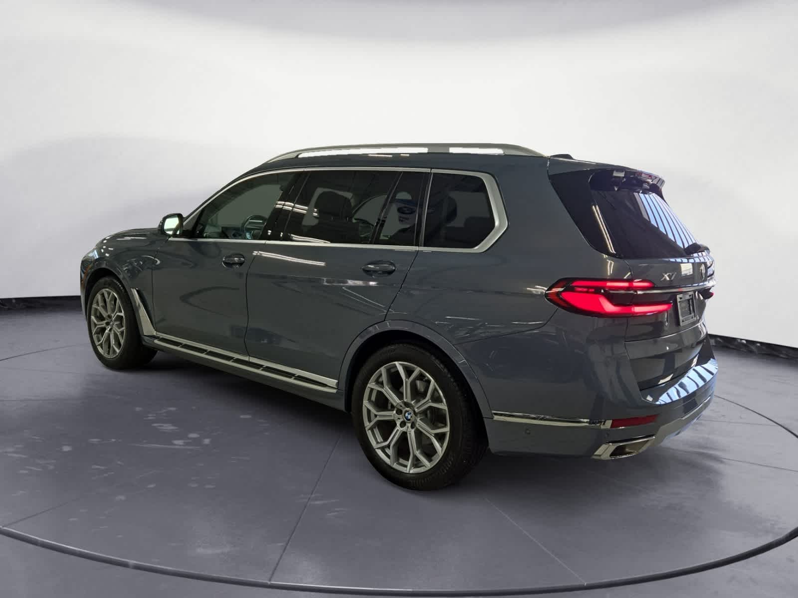 2025 Bmw X7 xDrive40i photo 3