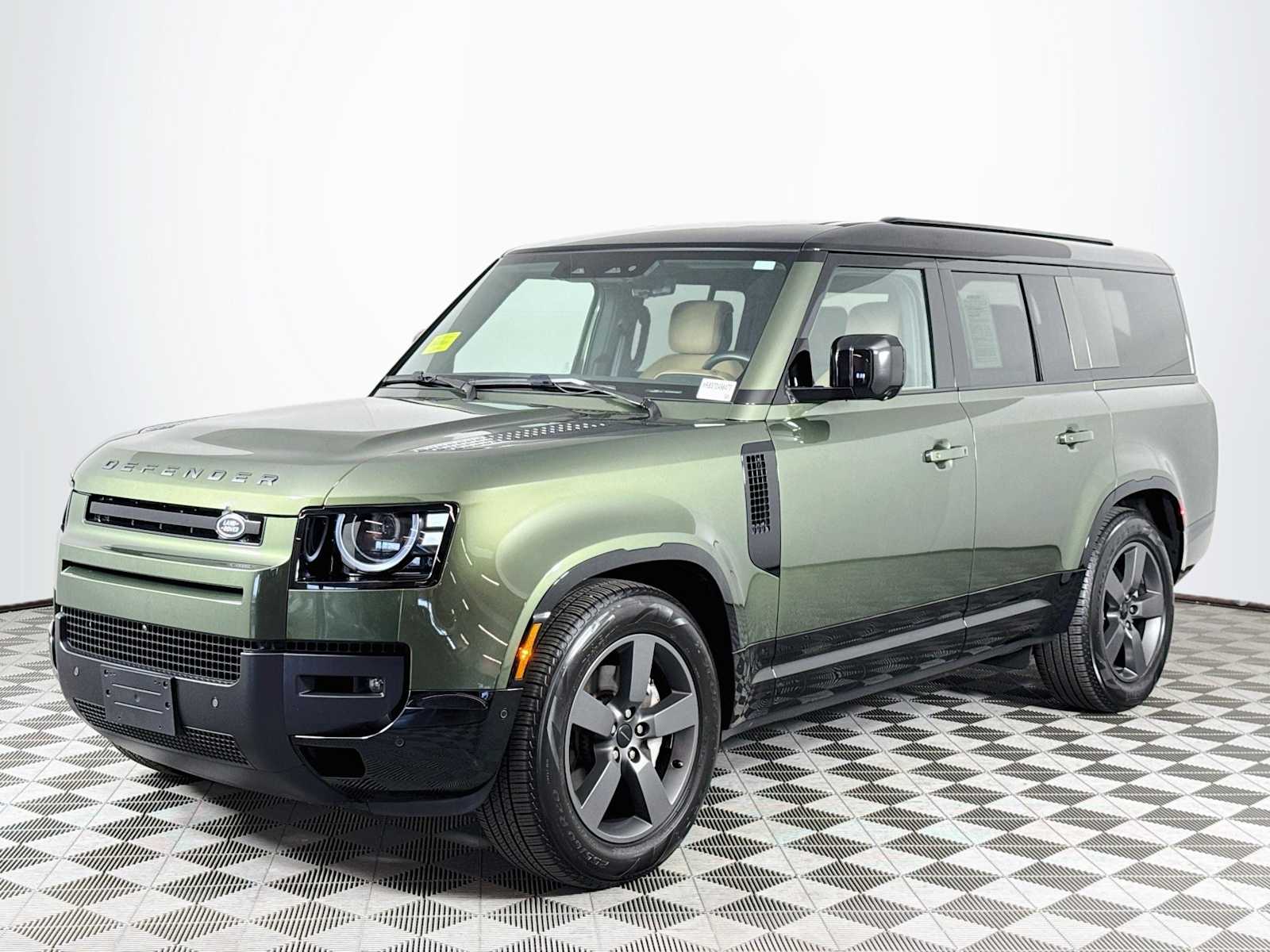  Land Rover Defender 130