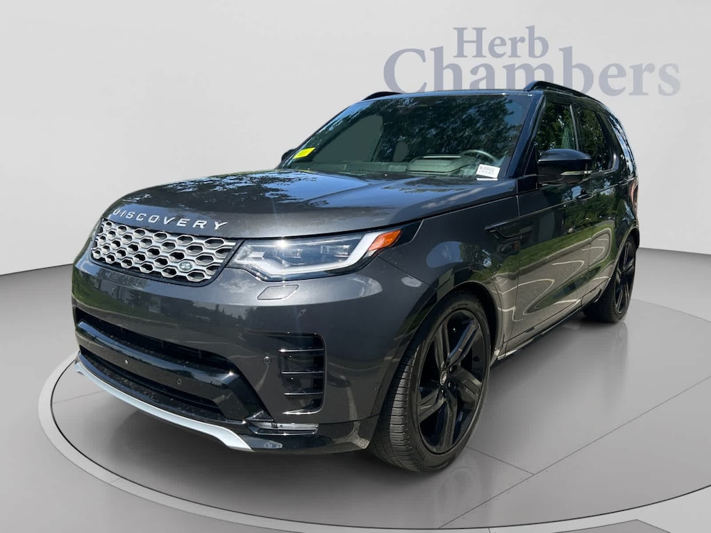 Certified 2025 Land Rover Discovery Metropolitan Edition SUV